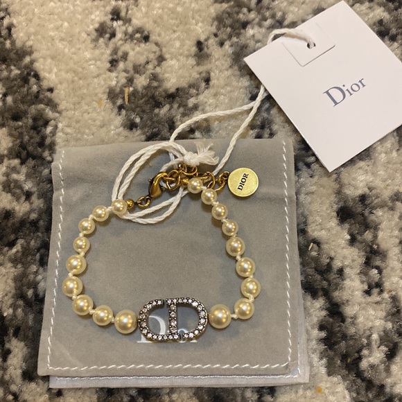 Dior 30 Montaigne Bracelet - Picture 4 of 6